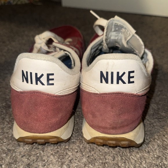 Nike Challenger OG Gym Red White Mens 12 Sneakers Racer - Picture 7 of 13